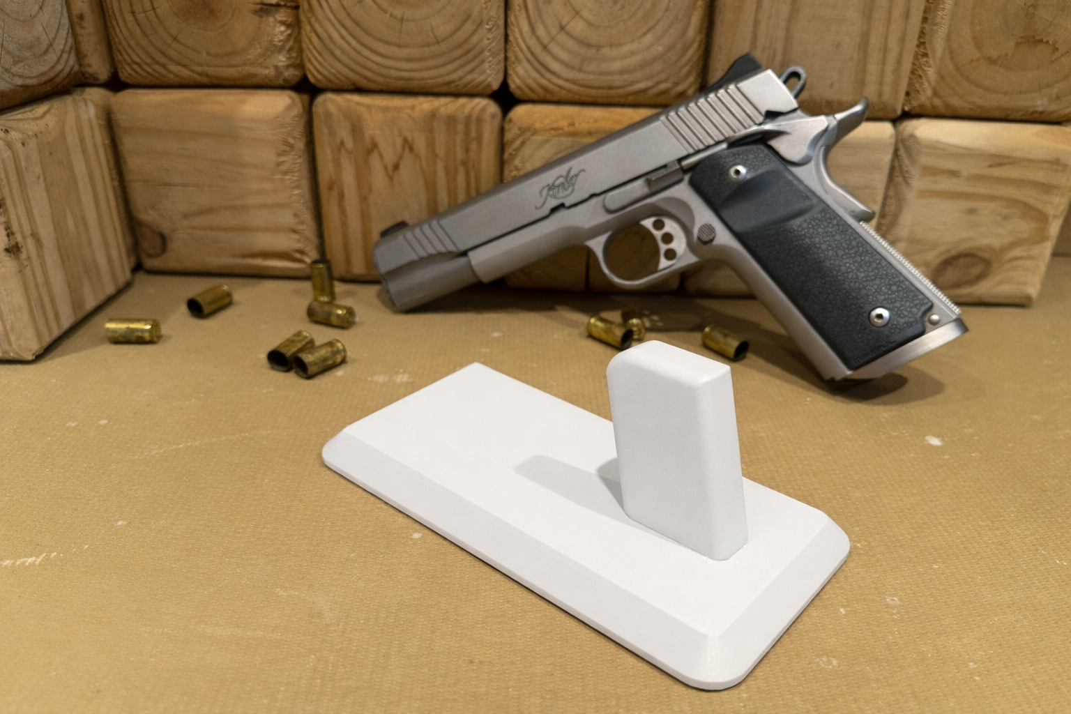 1911 Pistol Stand – Magnetic Base Display for Kimber, Colt, and other 1911‑Style Handguns