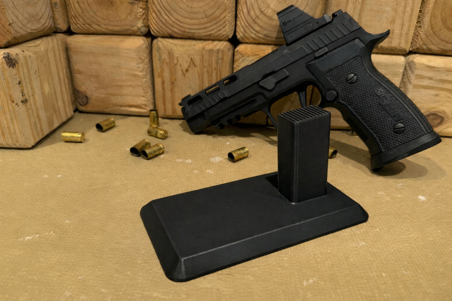 Sig Sauer P320 / P226 / P229 Display Stand – 33lb Magnetic Base for Safes & Metal Shelves