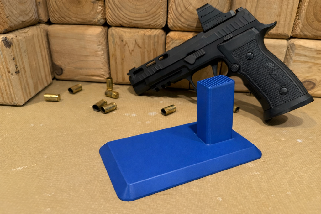 Sig Sauer P320 / P226 / P229 Display Stand – 33lb Magnetic Base for Safes & Metal Shelves