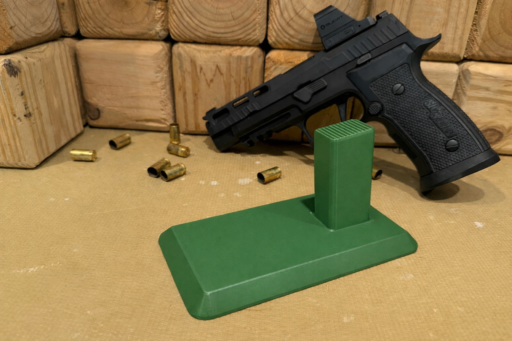 Sig Sauer P320 / P226 / P229 Display Stand – 33lb Magnetic Base for Safes & Metal Shelves