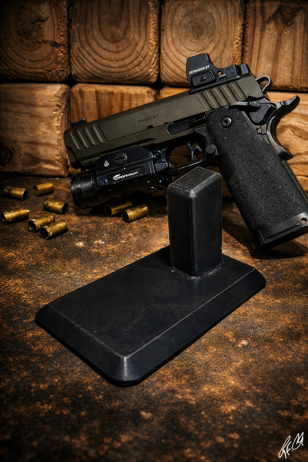2011 / Double‑Stack 1911 Pistol Stand – Magnetic Base Display for Staccato, Prodigy & 2011‑Style Handguns