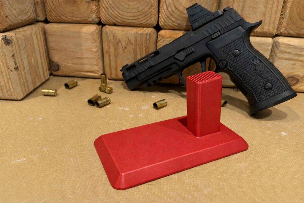 Sig Sauer P320 / P226 / P229 Display Stand – 33lb Magnetic Base for Safes & Metal Shelves